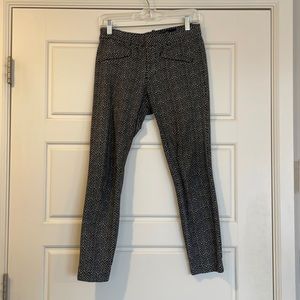 Black and white subtle patterned size 2 Gap work trousers.